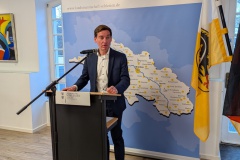 PXL_20250215_154022370.MP_